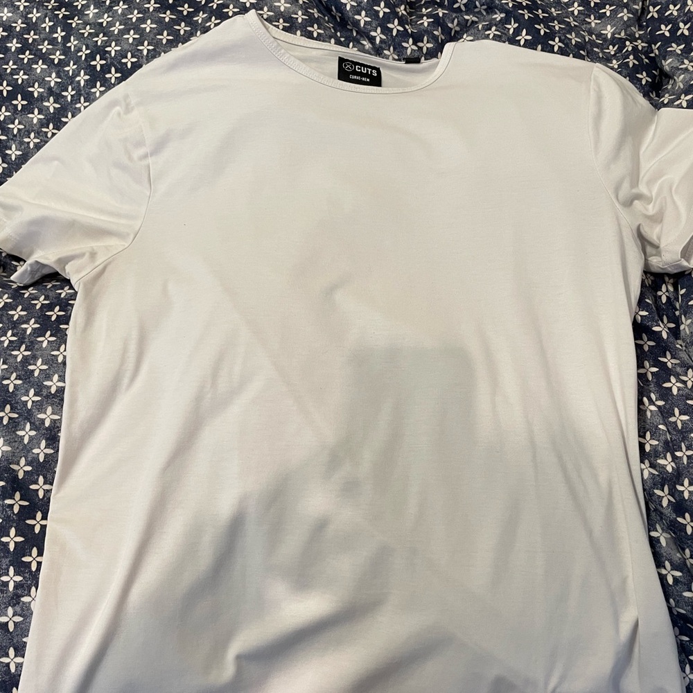 Men’s Cuts T-Shirt